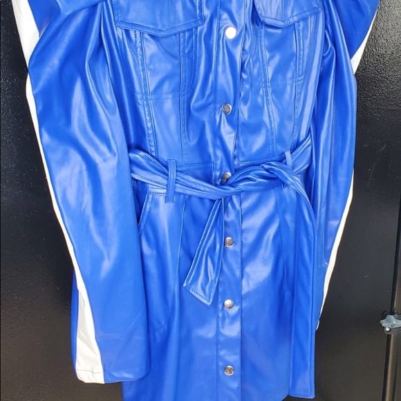 Blue and white faux leather dress - Picture 2 of 3